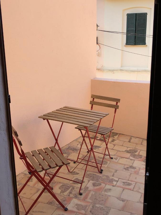 Sweet William S'Arraco Exterior foto