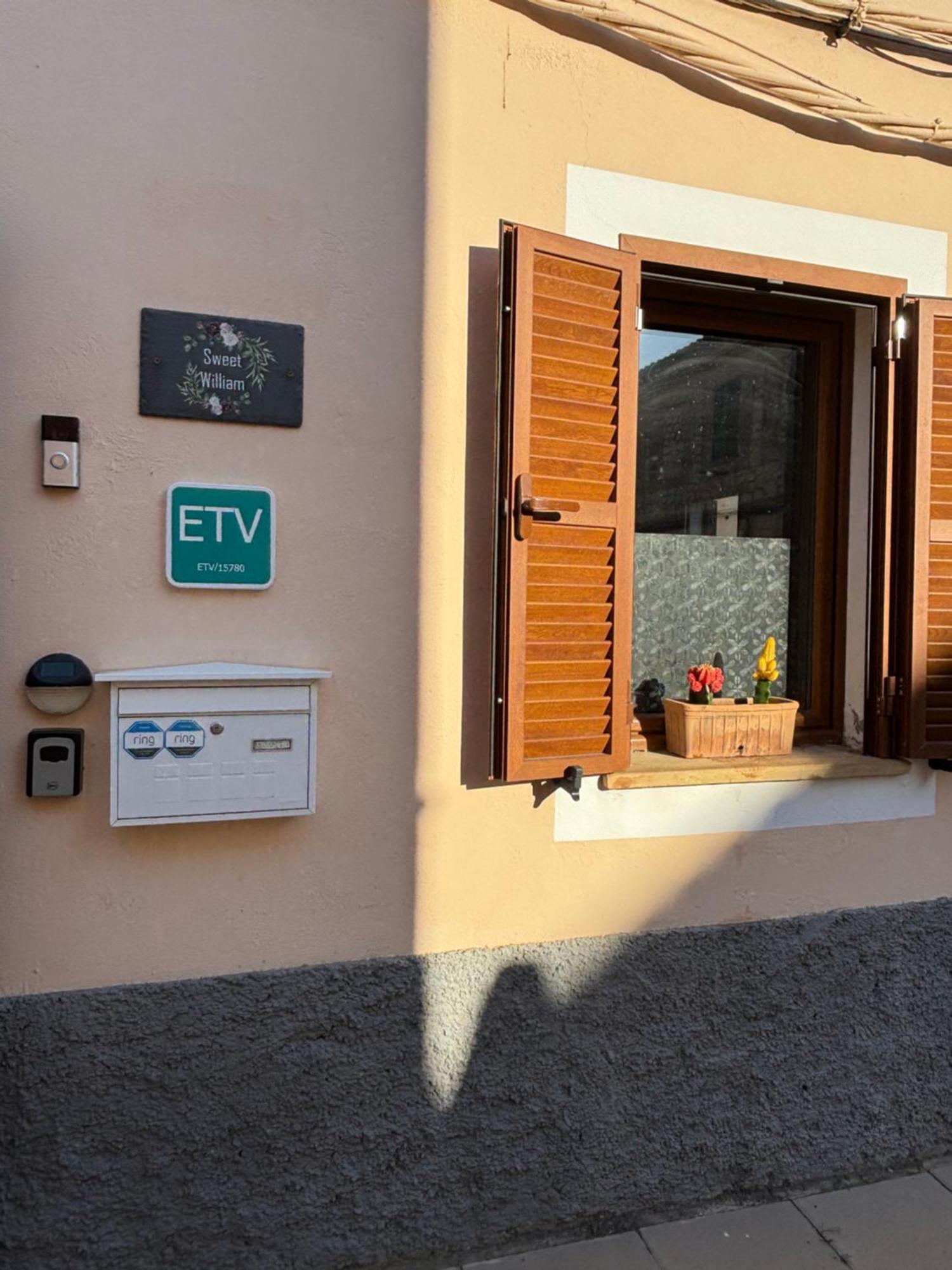 Sweet William S'Arraco Exterior foto